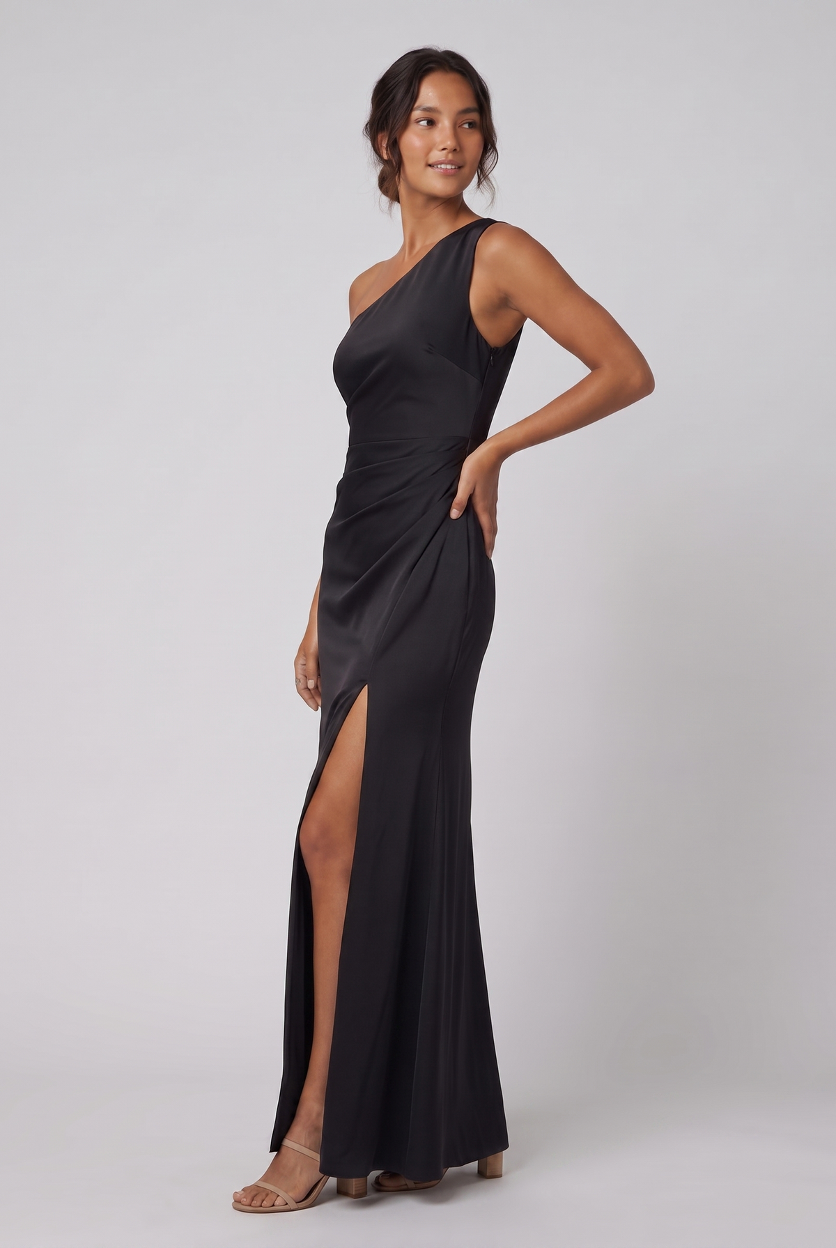 Beatrix black one-shoulder evening gown with side slit 4