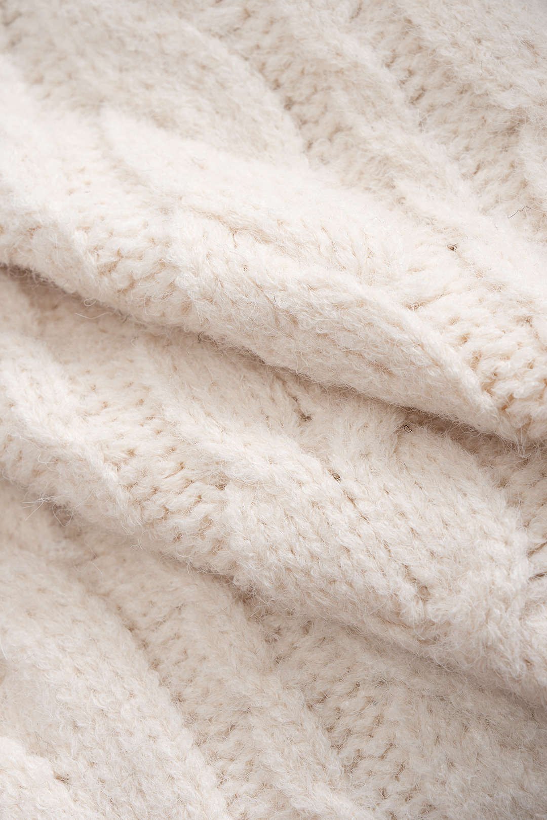 Fiora Cardigan Sweater | Lightweight Acrylic Blend for Women 4
