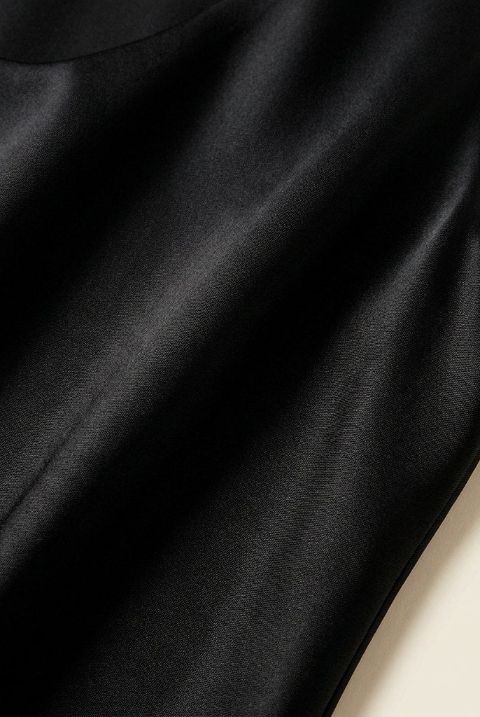 Lissia Satin Tank Top | Plunging U-Neck, Relaxed Fit 4