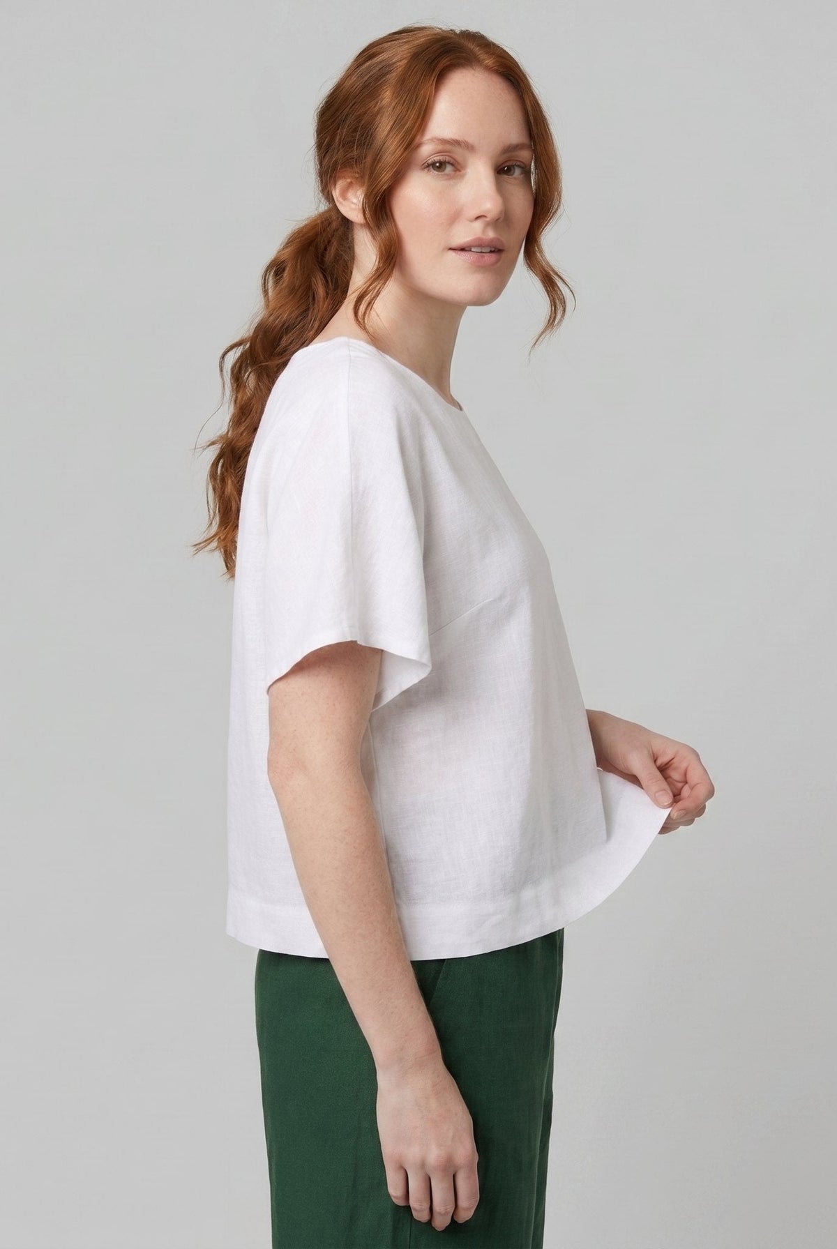 Mira Linen Top | Women's Loose Fit, Breathable Fabric 1