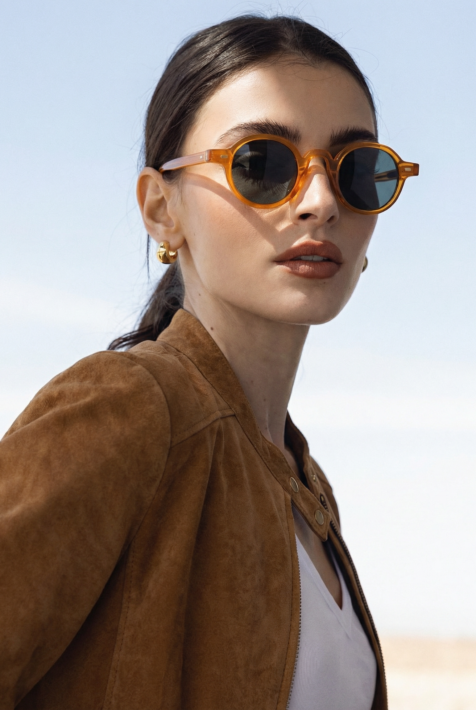 Sierra Santa Cruz Sunglasses | Translucent Amber Frame, Lightweight Design 3