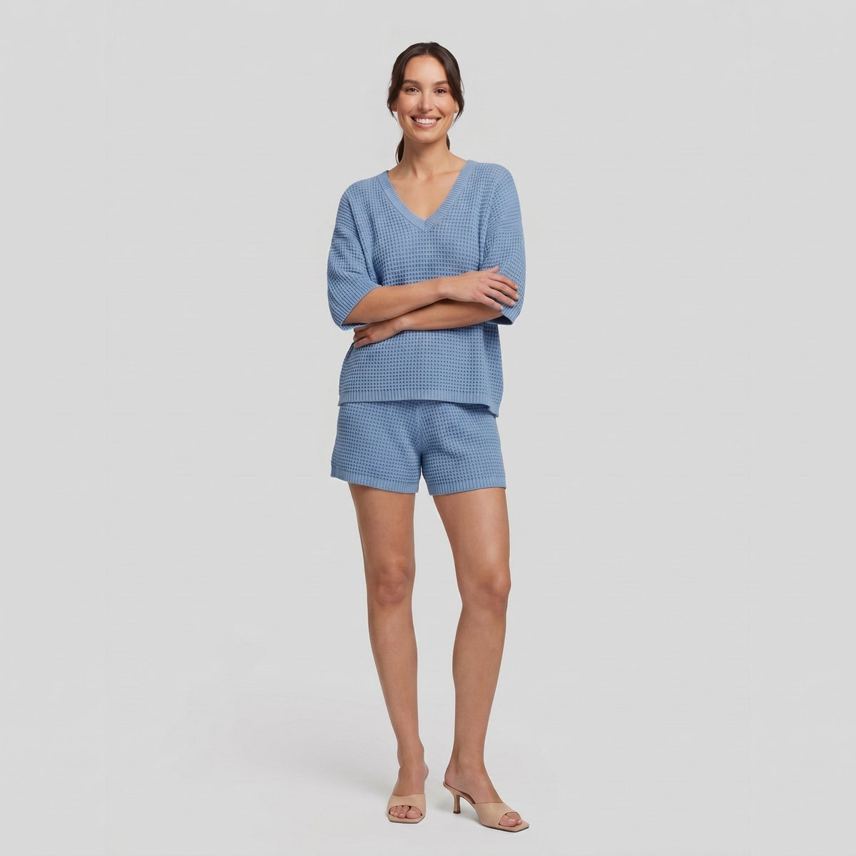 Wina Knit Set in blue — soft knit V-neck top and casual shorts two-piece set