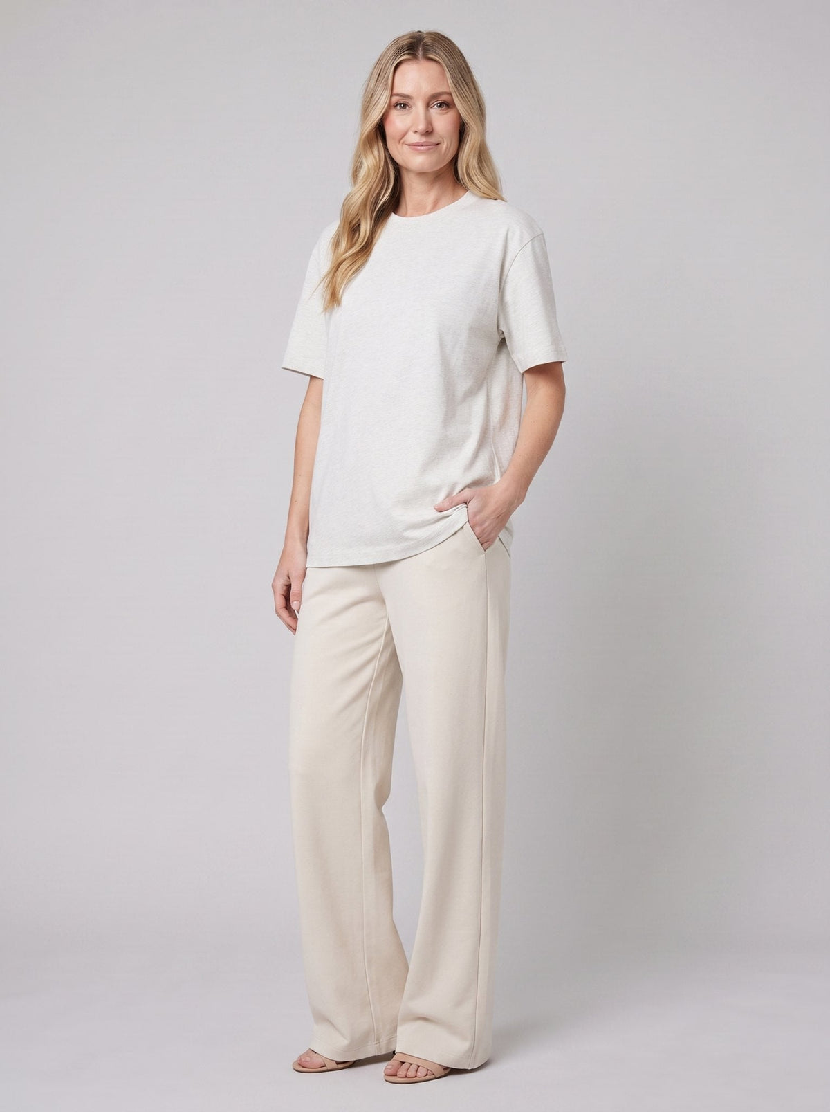 Oversized cotton T-shirt with short sleeves, view 2