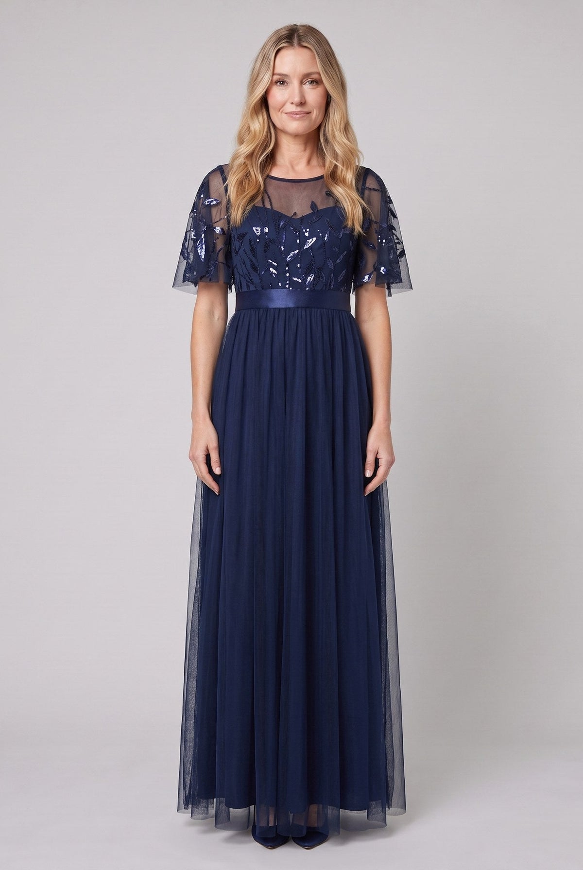 Maxi dress with a sequin bodice, tulle skirt and short sleeves, view 7
