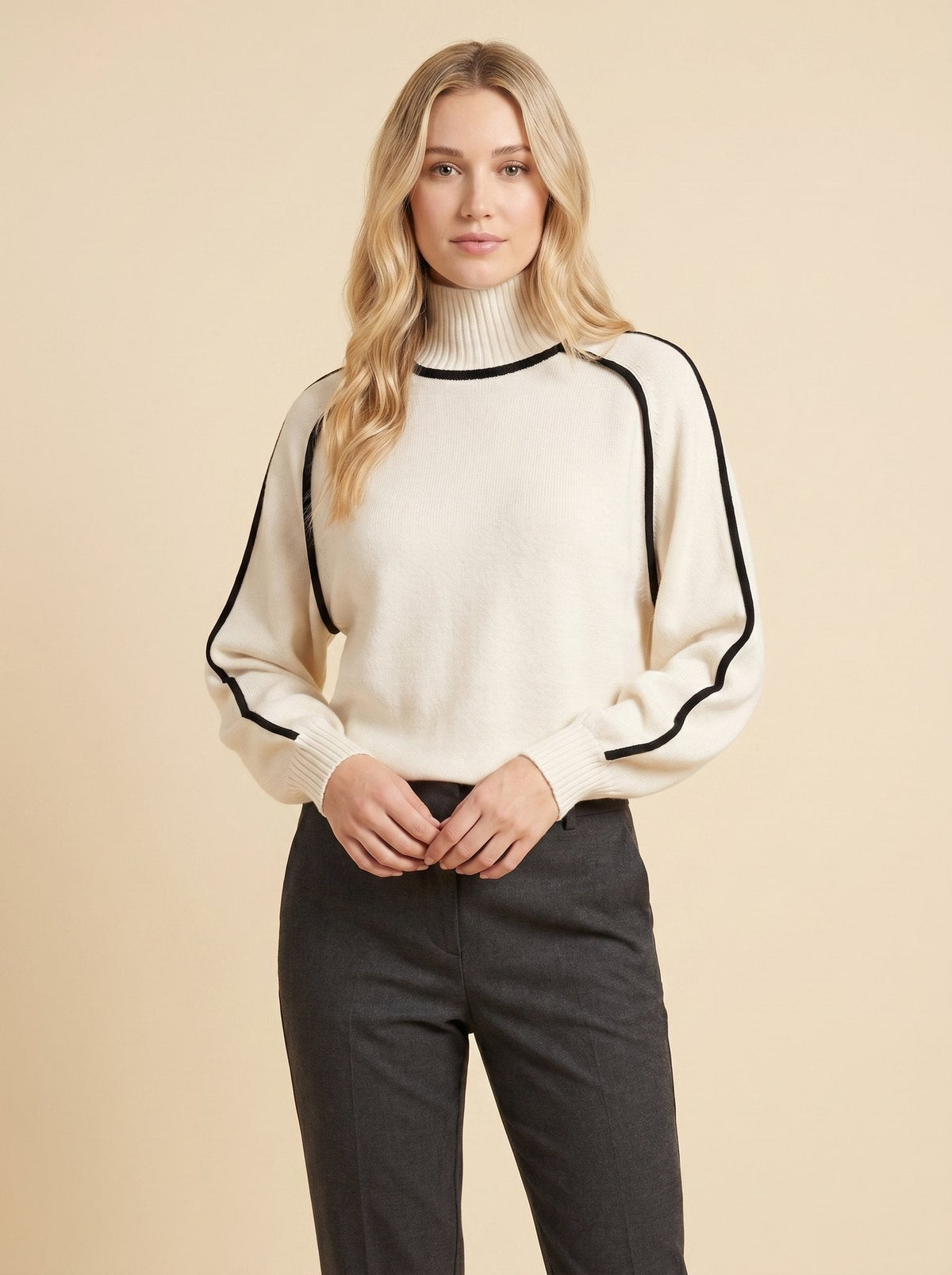 Turtleneck jumper with a contrast stripe on the sleeve, view 3