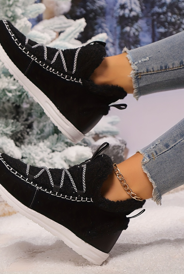 Winter boots with an anti-skid sole, view 11