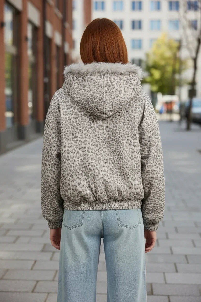 Isla | Women's Hooded Puffer Jacket | Faux Fur 3