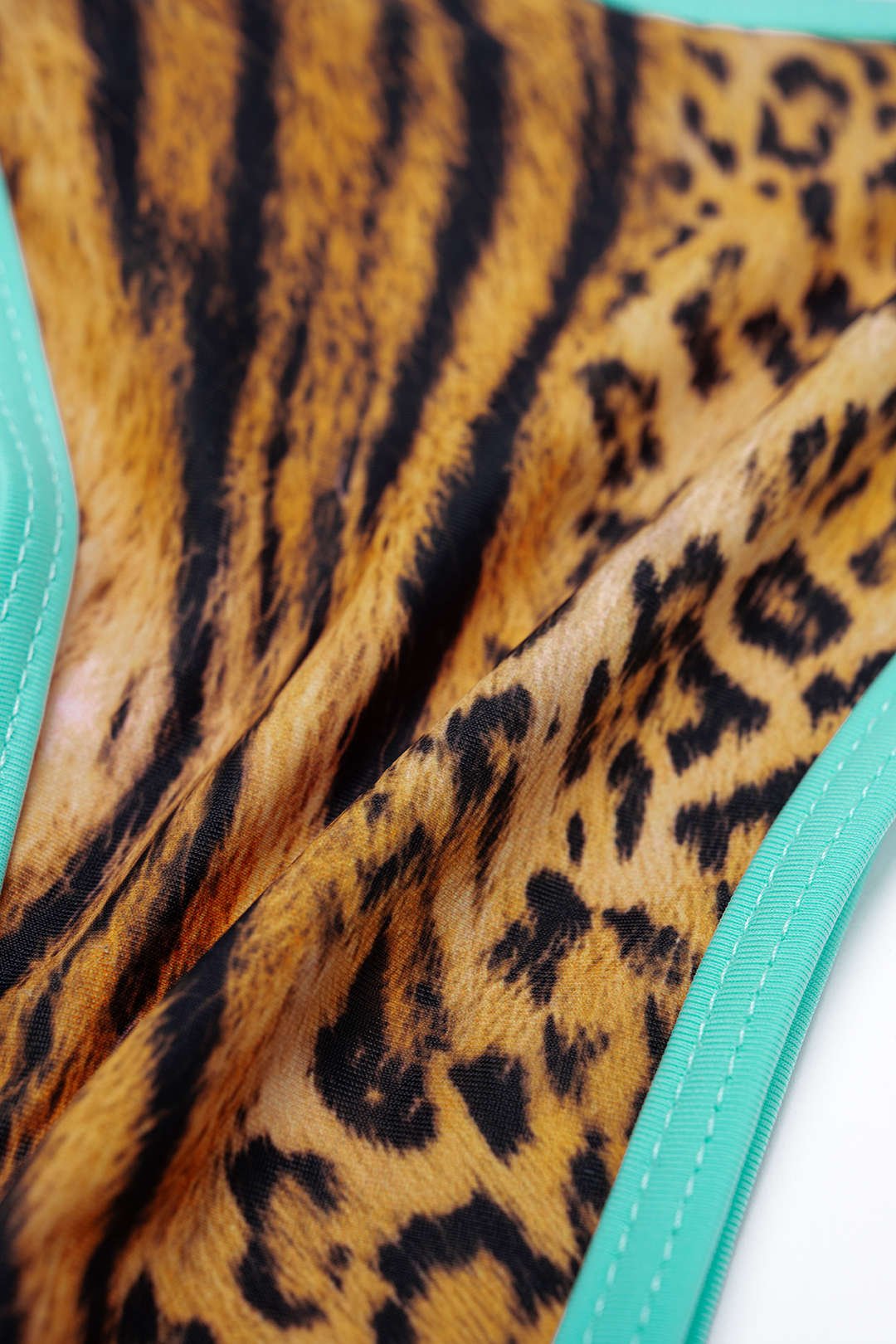 Luna Bikini Set | Opaque Jersey Fabric, Fitted Silhouette 2
