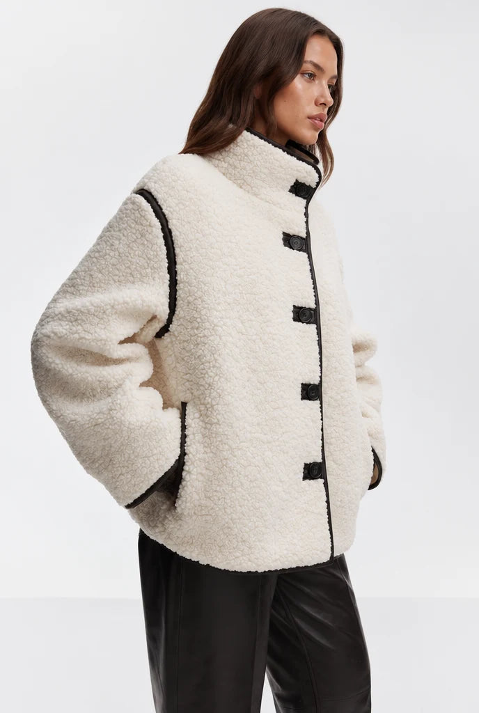 Oversized Teddy Wool Coat 3