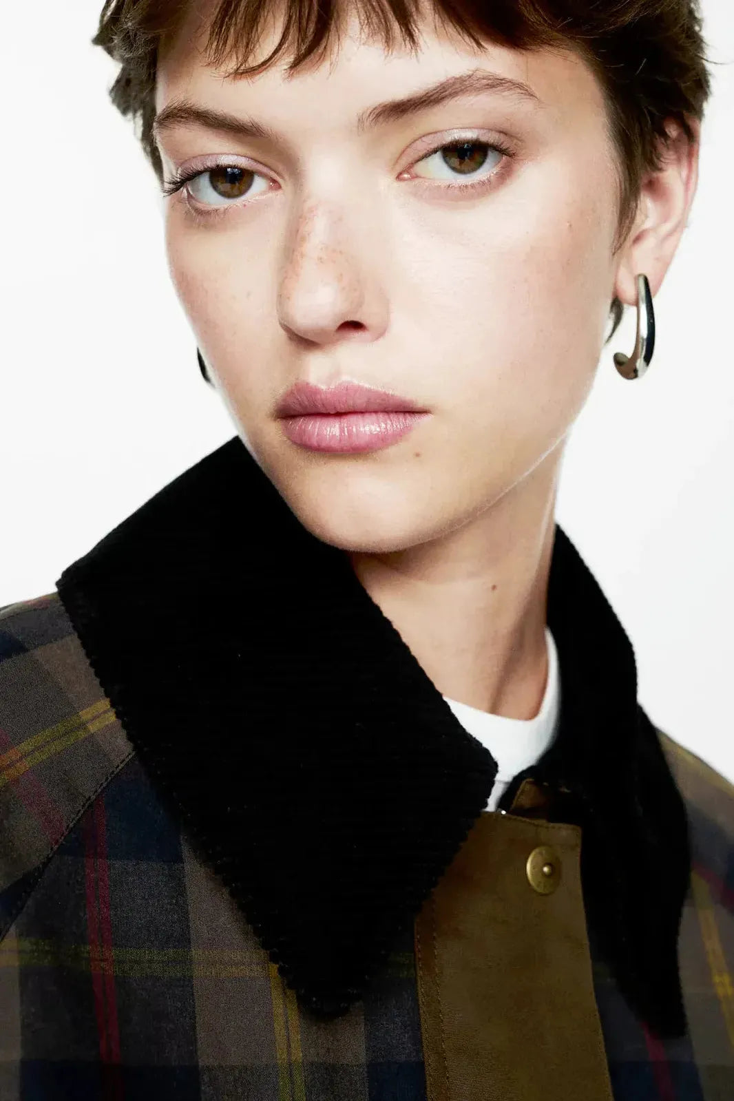 Tessa Plaid Jacket | Fully Lined, Contrast Collar, Straight-Cut 1