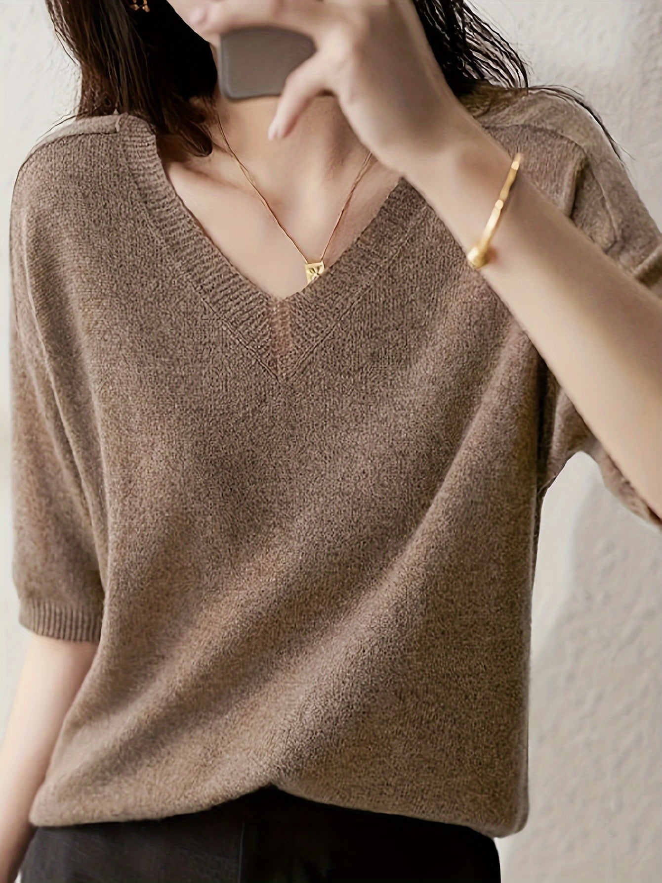 Vela Knit Top | Soft Cashmere-Acrylic Blend V-Neck 0