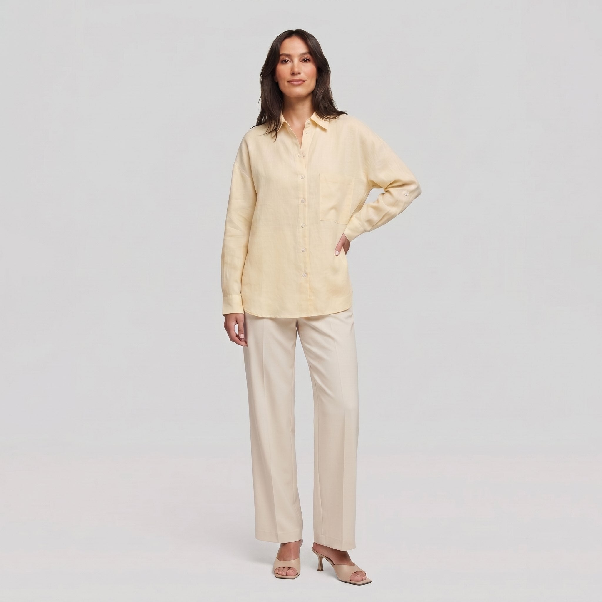 Lino Classic Shirt in pale yellow - oversized 100% linen button-up shirt on model
