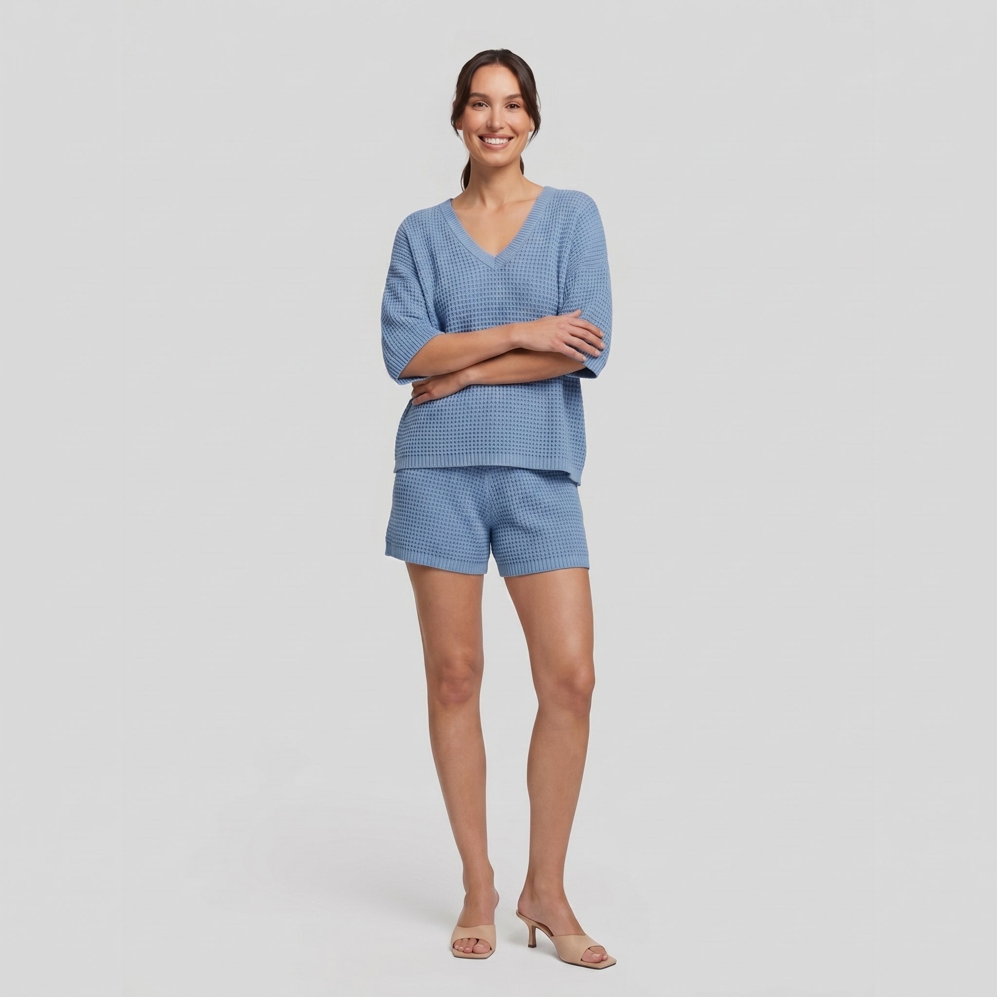 Wina Knit Set in blue — soft knit V-neck top and casual shorts two-piece set