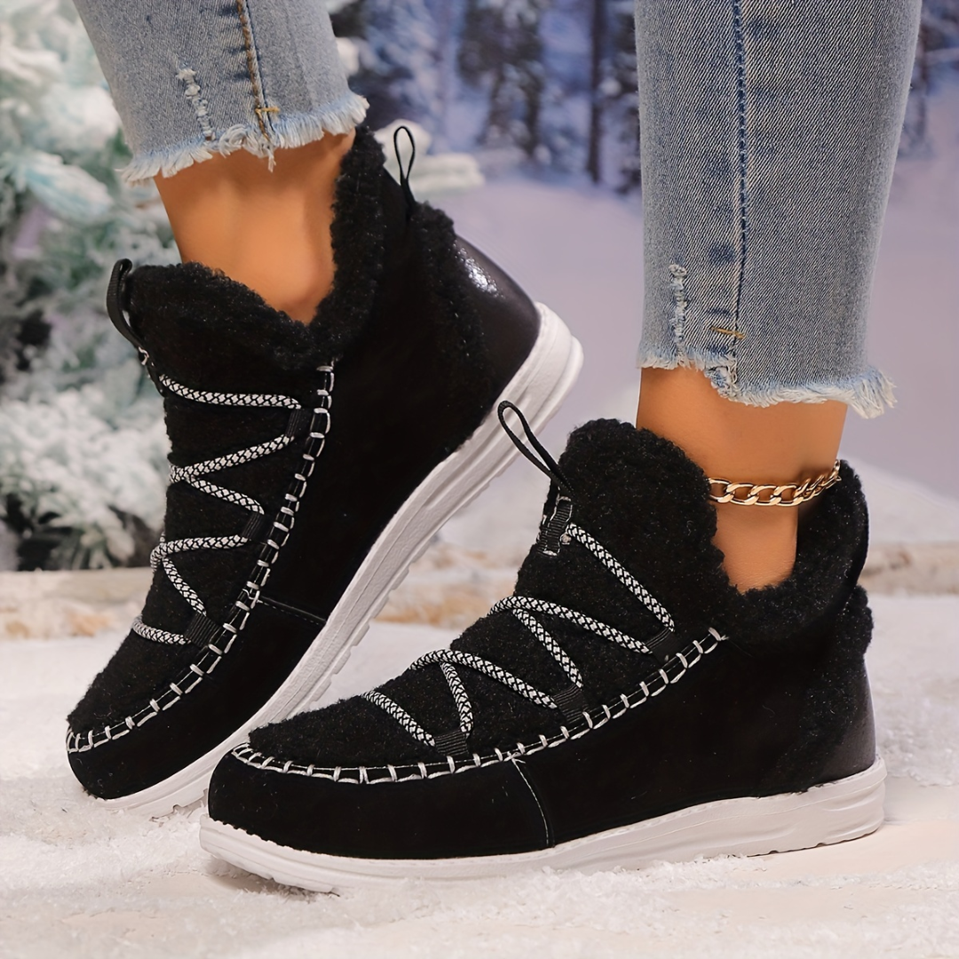 Slip-on winter boots with an anti-skid sole, view 1