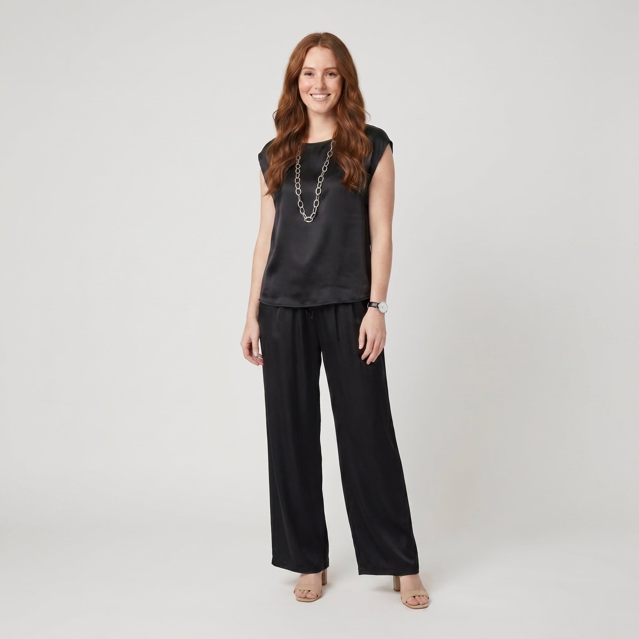 Satin co-ord with a boxy top and wide-leg trousers, view 3